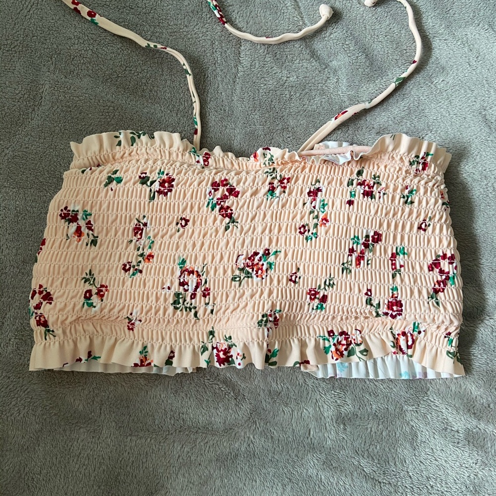 Bandeau swimsuit top